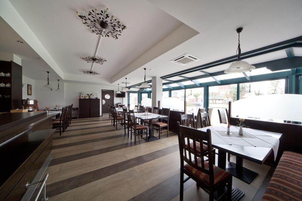 City-Hotel ฟรีซอยเธอ ภายนอก รูปภาพ