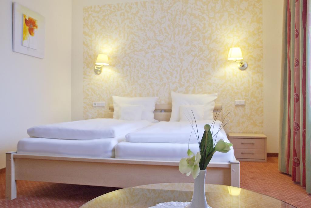 City-Hotel ฟรีซอยเธอ ห้อง รูปภาพ